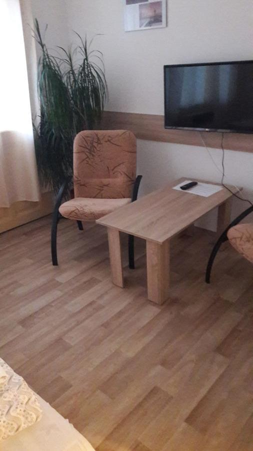 Penzion Mar Hradec Králové المظهر الخارجي الصورة